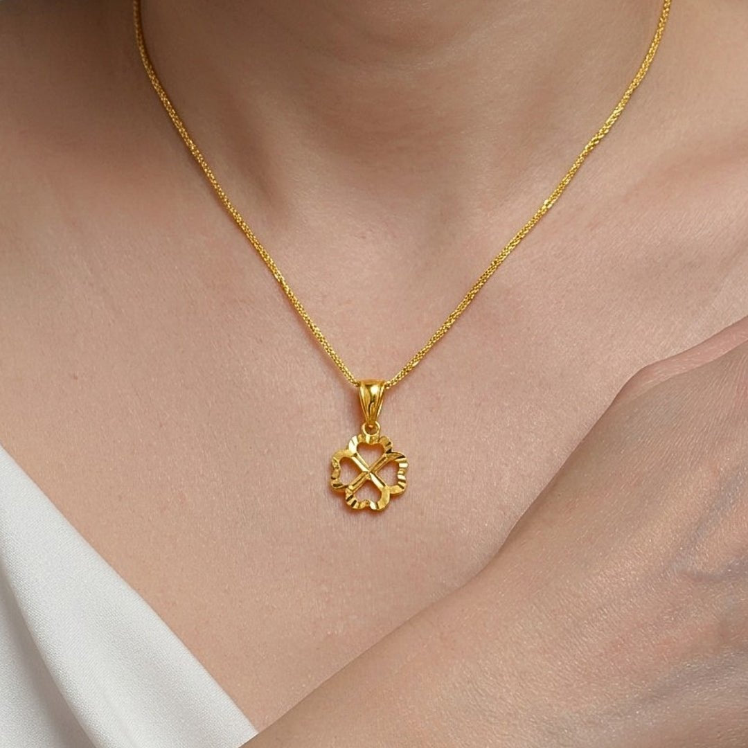 14K Gold Heartbound Clover Pendant