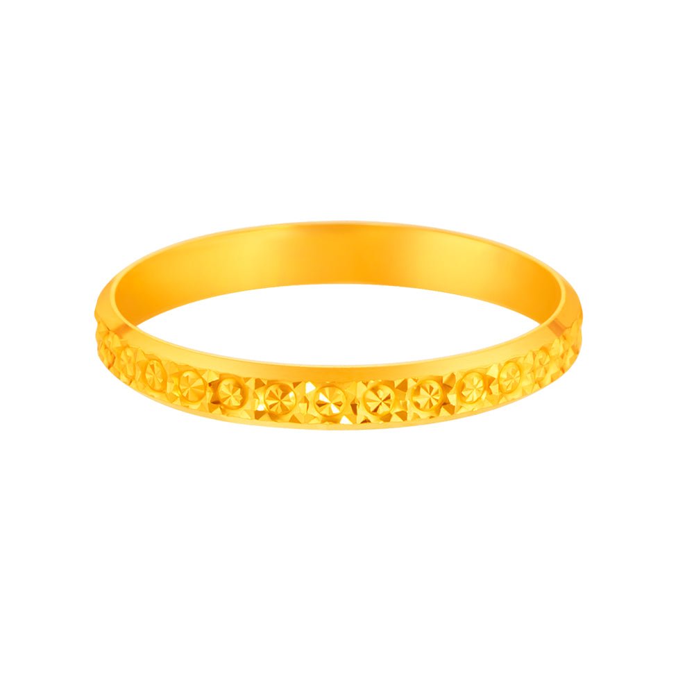 916 Gold Circular Faceted Ring