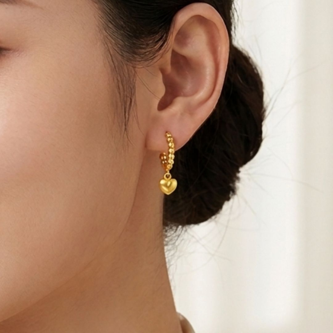 916 Gold Demure Heart Loop Earrings