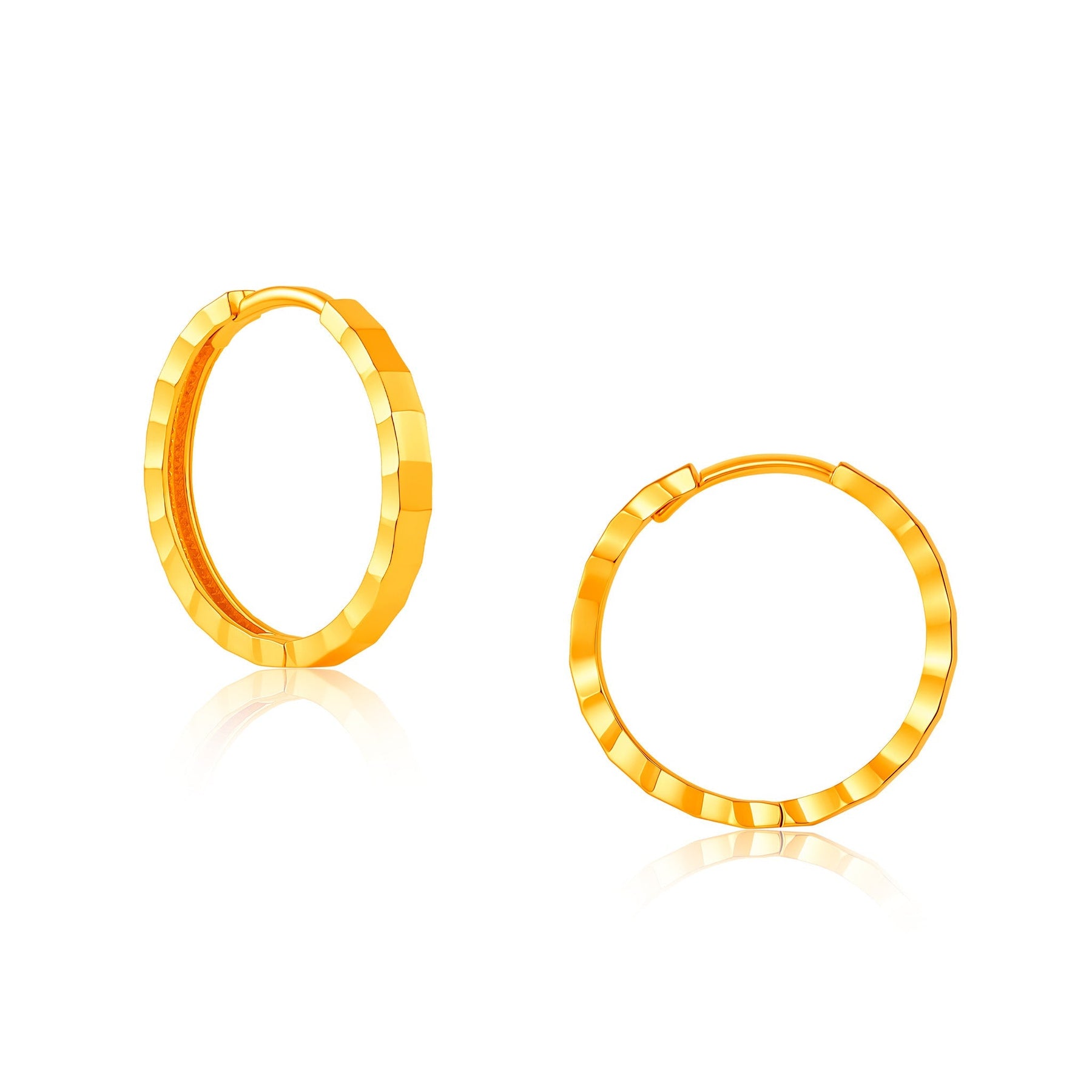 916 Gold Fine Facet Hoop Earrings
