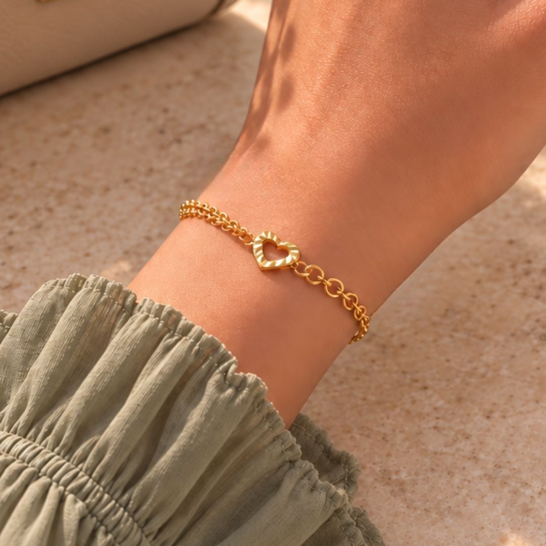 916 Gold Heart Harmony Bracelet