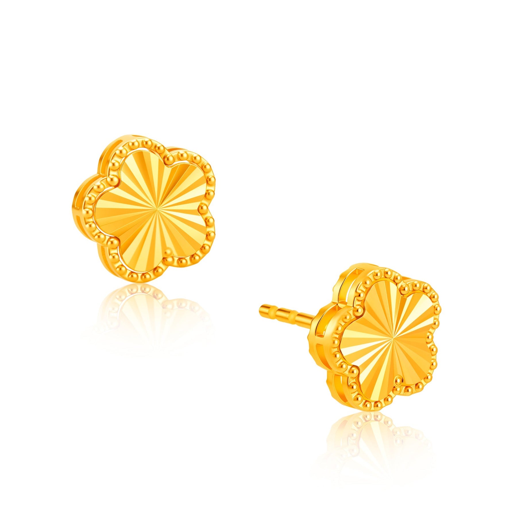 916 Gold Radiant Clover Earrings