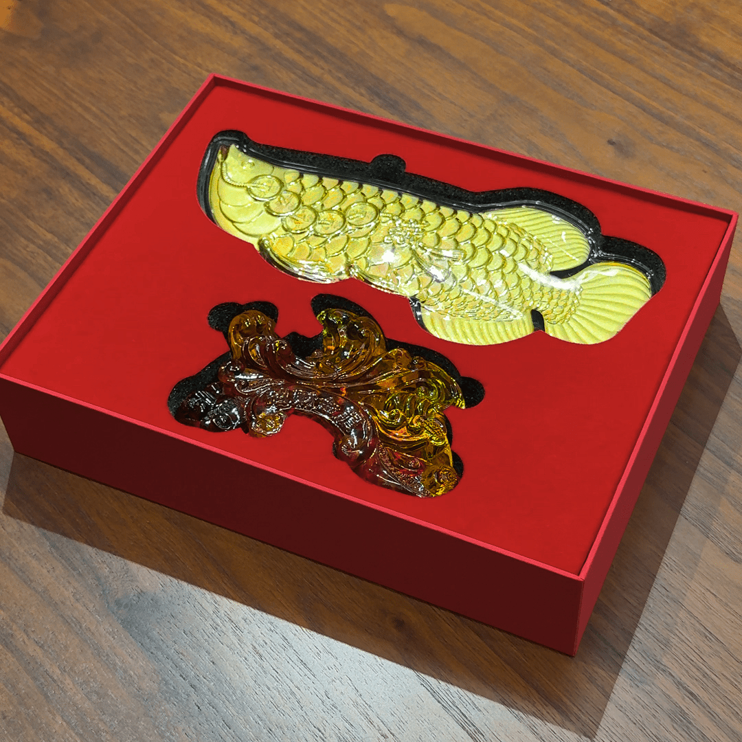999 Gold Fortune Arowana Figurine 招财金龙